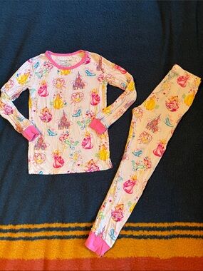 Babee reshinee Girls Pink Princess Castle Pajama Set